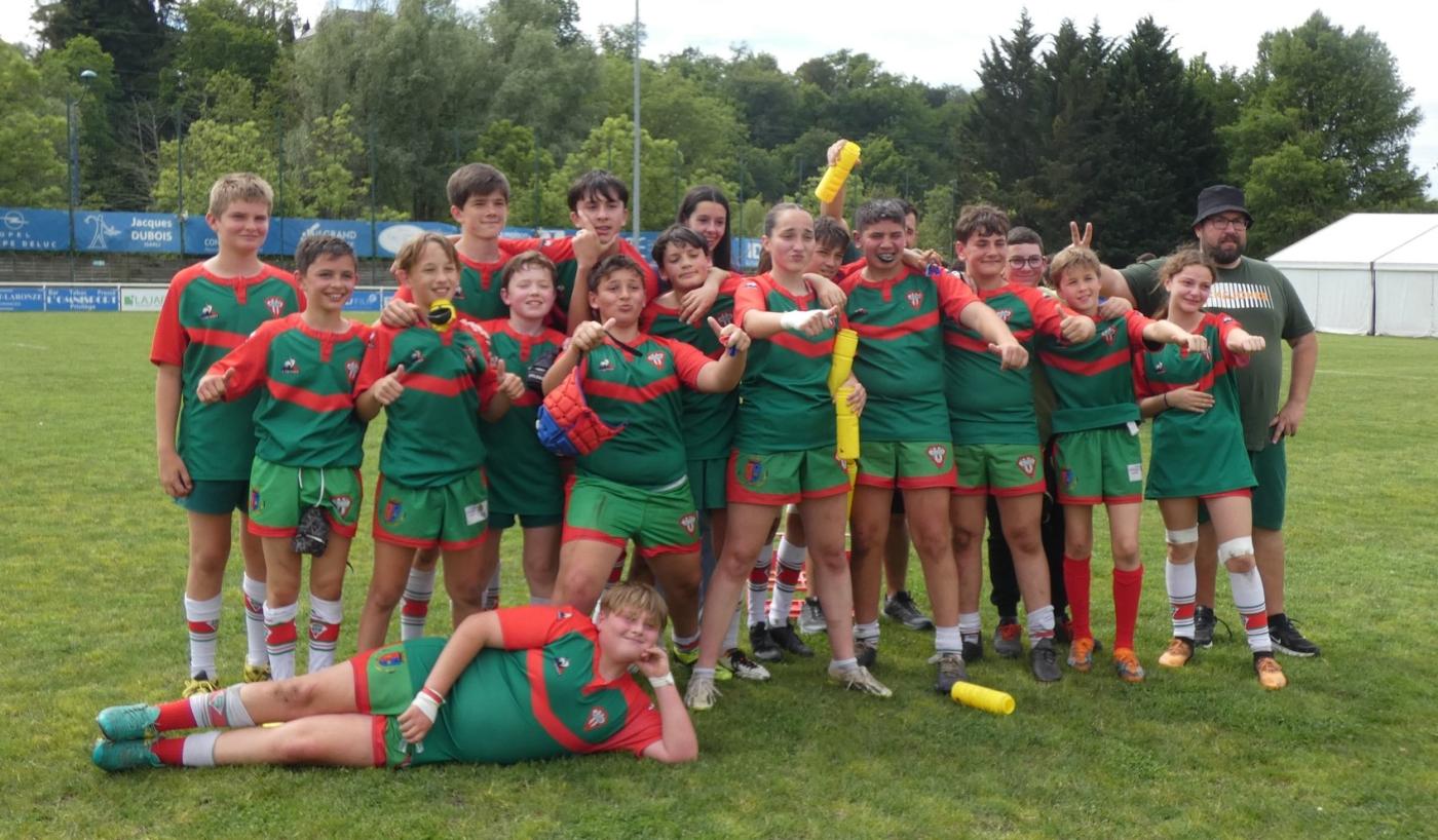 Samedi nos Minimes se sont déplacés en Corrèze à La Rivière de Mansac. Ils ont remporté leurs deux matchs. 21/17 contre Lot Lémance et 7/0 contre Causses.. Ils sont donc qualifiés pour la finale du Challenge Fédéral (tableauB).