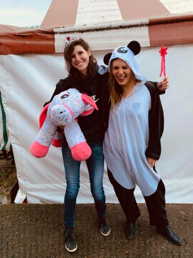 gros plan sur Pamela, élue femme du tournoi pour son magnifique essai contre Mussidan et Melissa en panda...